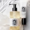 Fleur de Peau – parfymerad rengörande kroppsgel Fleur de Peau – parfymerad rengörande kroppsgel